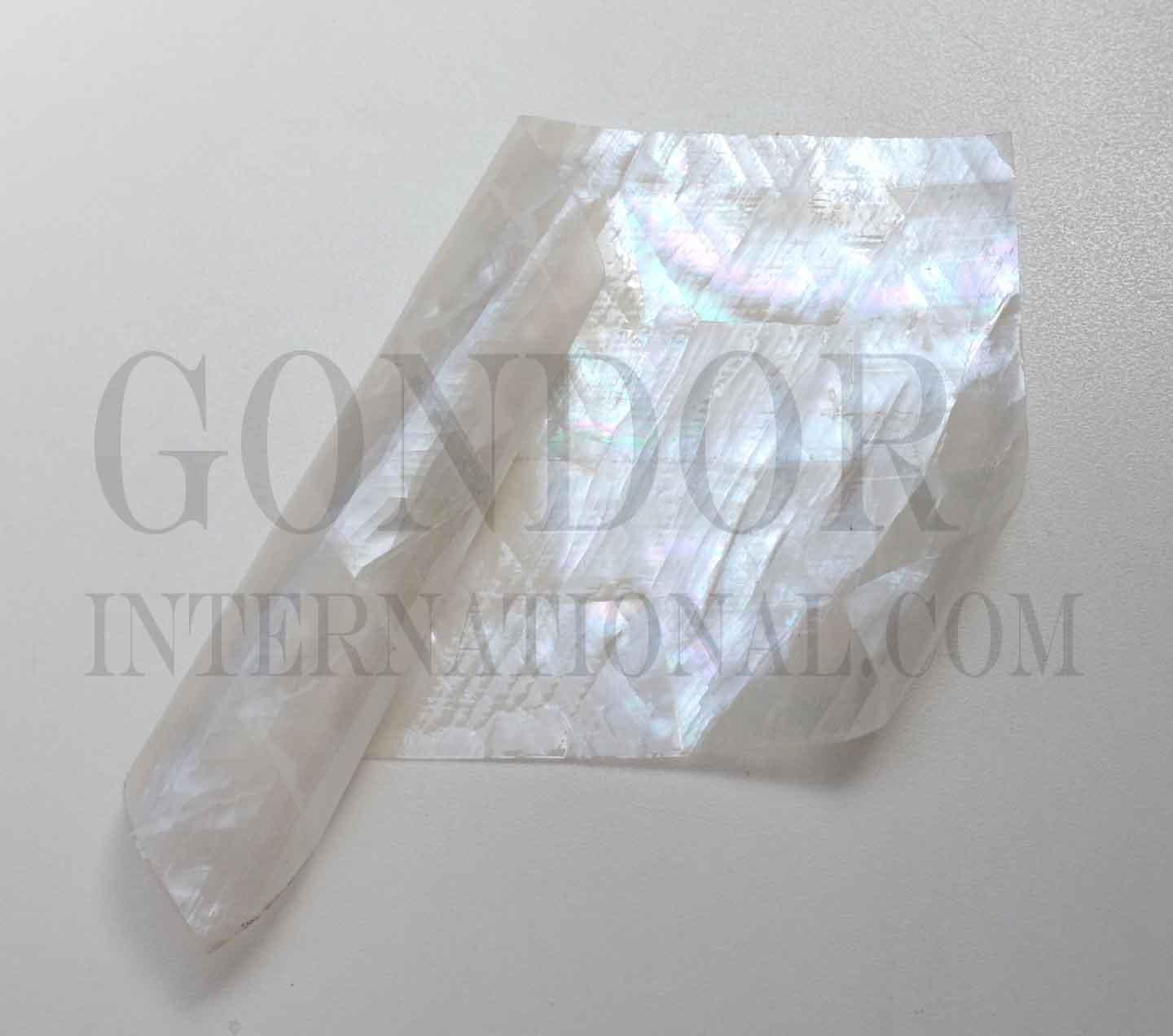 <p>White Mother of Pearl - Fully flexible shell sheets made from genuine shell pcs. Can be folded or rolled up without breaking. Suitable for curved surface decorations. Fishing rods, pens and other tight radius items where standard shell veneer is not sufficiently flexible.Size: 240 x 140 x 0.1mm (9.45 x 5.51 x 0.004")</p>
