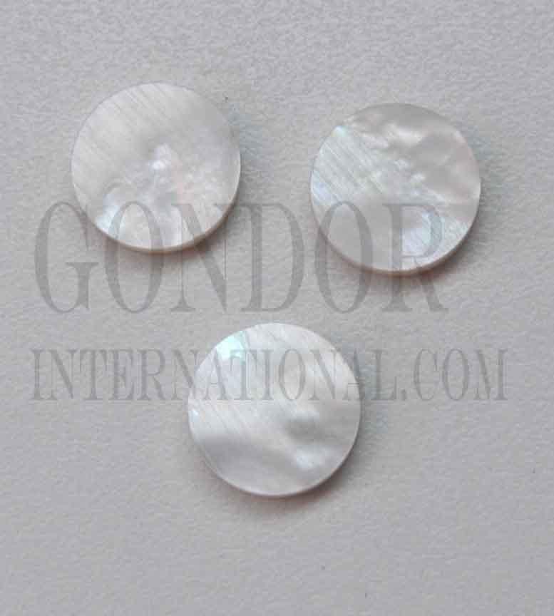 <p>White Mother of Pearl polished discs 17mm (0.67") diameter x 1.3mm (0.05") thickness - round flat shell pcs cut to precise diameter and thickness, polished on 1 side. Ideal for inlay applications, watch dials and jewellery decorations. All discs are A grade good on both sides.</p>