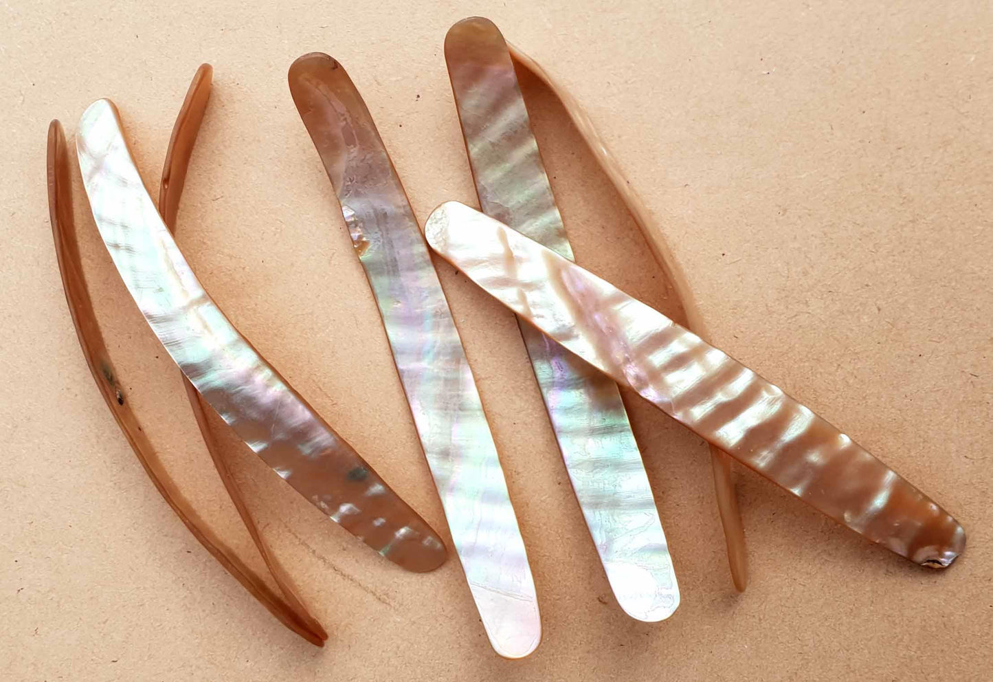 Awabi shell fishing lures (fishing spoons) are specially cut and polished solid shell pcs. Size 12 x 100 x 1.5-2mm Made to specific bent shape without holes from A grade shell.