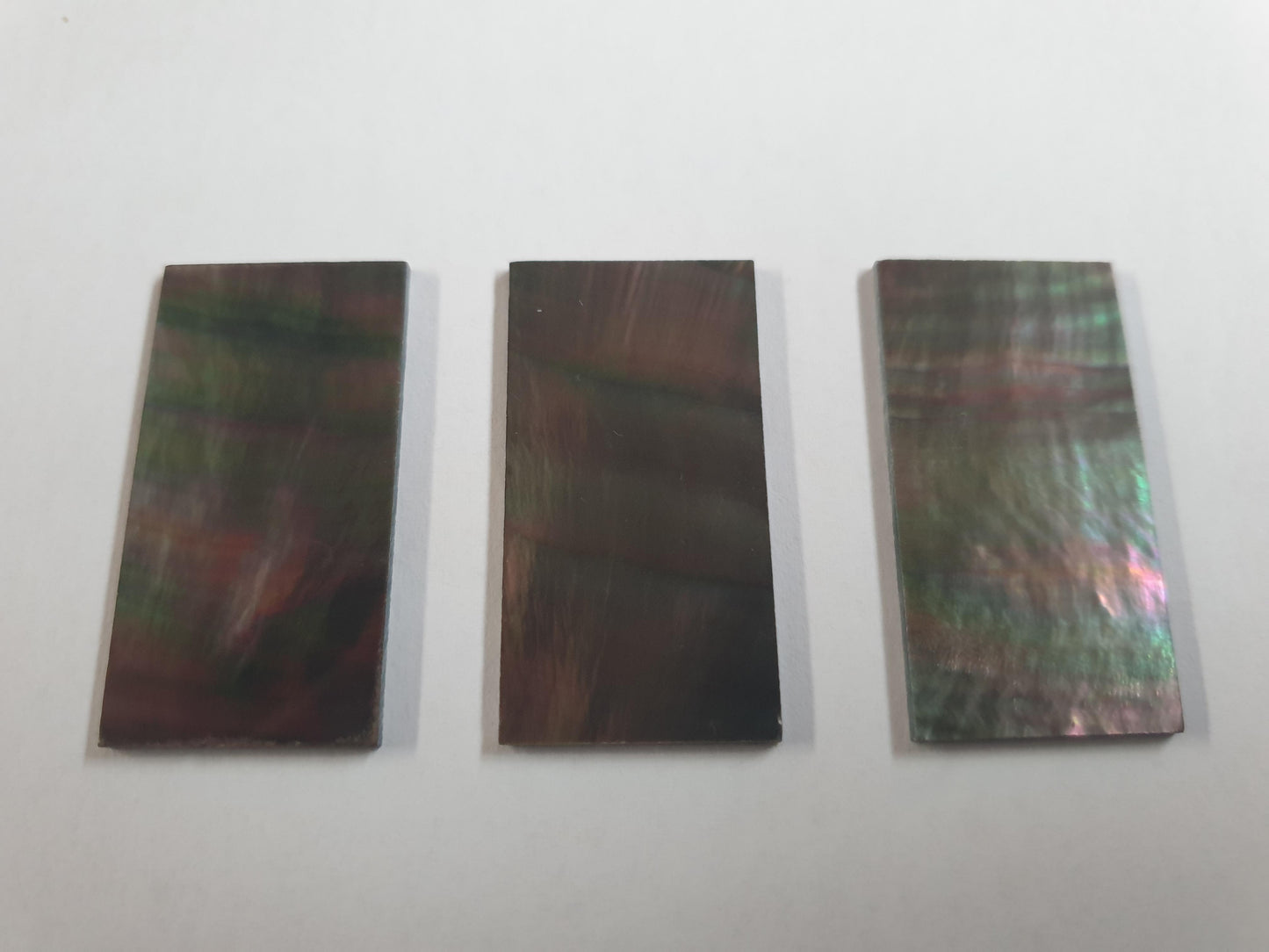 Black Mother of Pearl flat inlay blanks polished 1 side size 22mm (0.866") width x 42mm (1.65") length x 2mm (0.0787") thickness A grade.