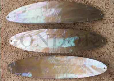 Australian Greenlip abalone shell fishing lures (fishing spoons) 85-90 x 18 x 1.5 - 2mm with holes, specially cut and polished solid shell pcs. Made to specific bent shape with holes to to fit swivels. Size 85-90mm length 18mm width at the widest point 1.5 - 2mm thickness. Made using A grade shell.