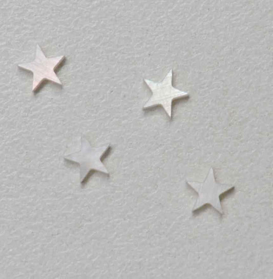 <p>White Mother of Pearl 5 point stars size 11.5mm (0.45") x 1.5mm (0.06") thickness. Some uses include fretboard markers, musical instrument inlay, furniture inlay, marquetry, pool cue inlay and other general decorative inlay and jewellery applications. All pcs are A grade.</p>