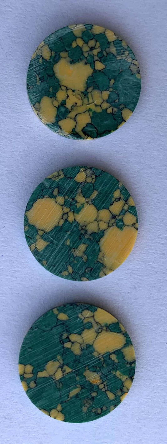 <p>Arizona Jade CH2D2 dots 14mm diameter x 1.3mm thickness - round flat pcs cut to precise diameter and thickness. Ideal for use in inlay applications - for fretboard markers, and general inlay or jewellery decorations. All dots are A grade good on both sides.</p>