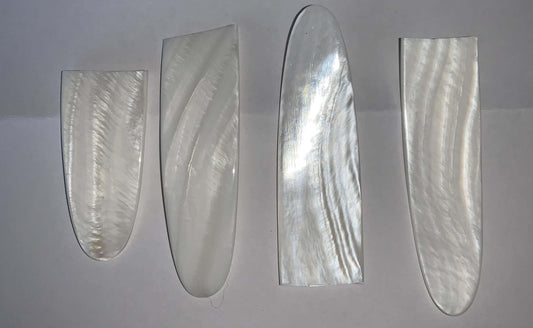 <p>Fresh water pearl blanks are cut and polished solid shell pcs. with natural shape approx. 2.7mm thickness. Made using A grade shell.</p>