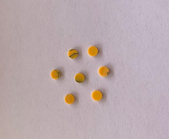 <p>&nbsp;Yellow Stone LEMCW2 reconstituted stone dots 4 x 1.5mm - round flat pcs cut to precise diameter and thickness. Ideal for use in inlay applications - for fretboard markers, and general inlay or jewellery decorations. All dots are A grade good on both sides.</p>