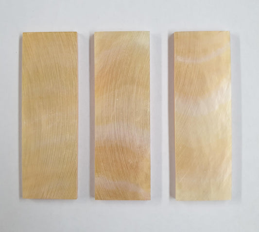 One piece Gold MOP flat blanks size 22mm (0.87") width x 67mm (2.64") length x 2.5m (0.1") thickness A grade.