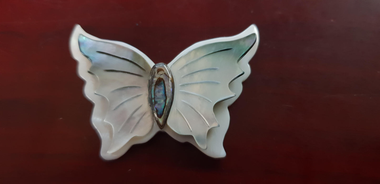 Mother of Pearl butterfly pendant 40 x 50mm Polished made from genuine Tahitian Mother of Pearl New Zealand Paua shell and fresh water pearl with hole.&nbsp;&nbsp;